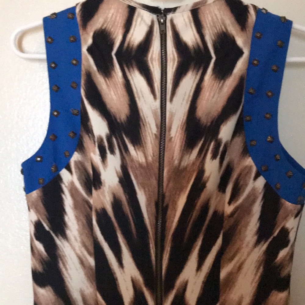 Lady 👗 - Picture 2 of 4